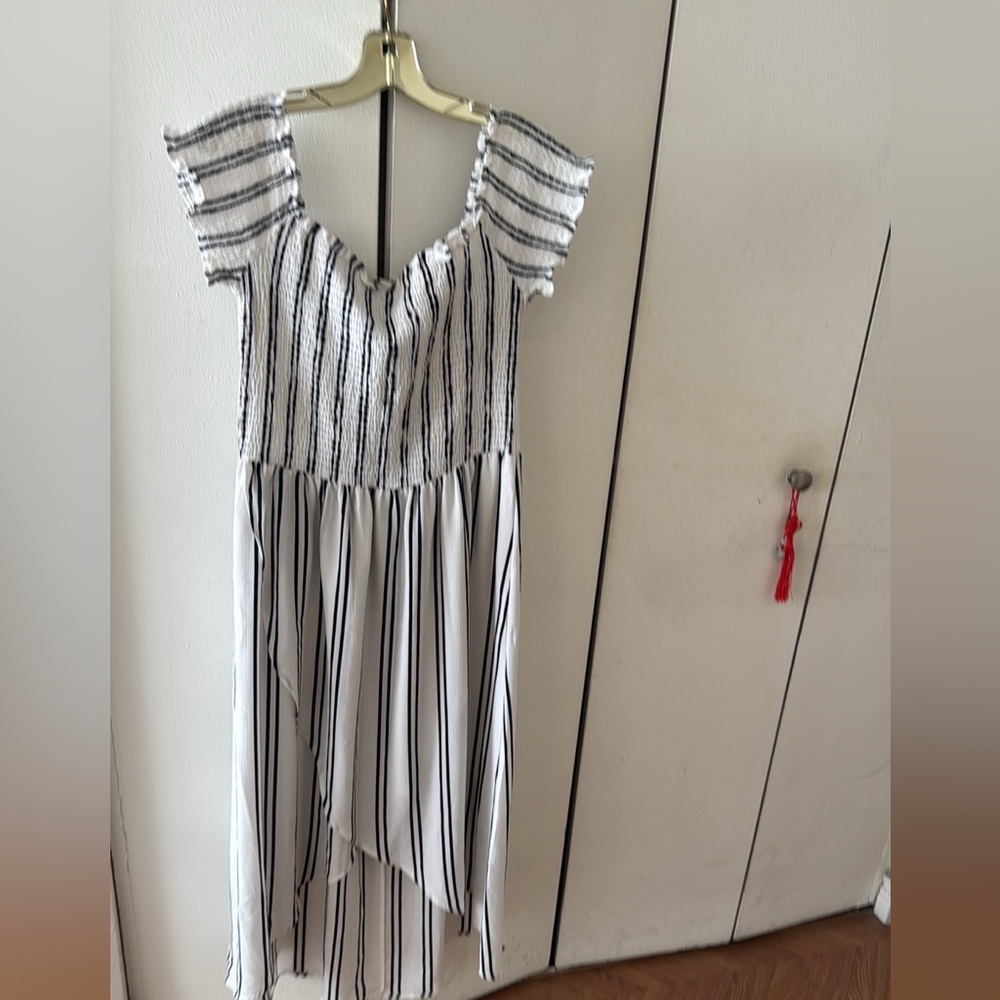 Elegant Striped Midi Dress